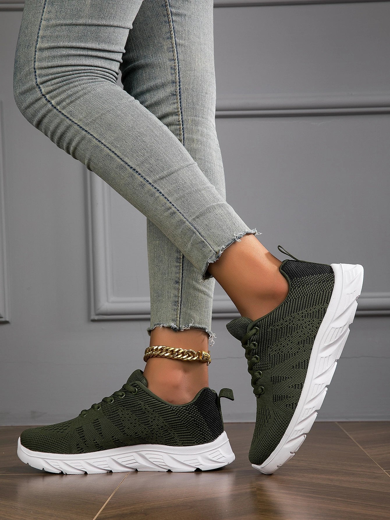 2023 New Breathable Lightweight Mesh Knitted Lace-Up Simple Washable Women'S Casual Shoes, Suitable for Running, Walking, Road Sports