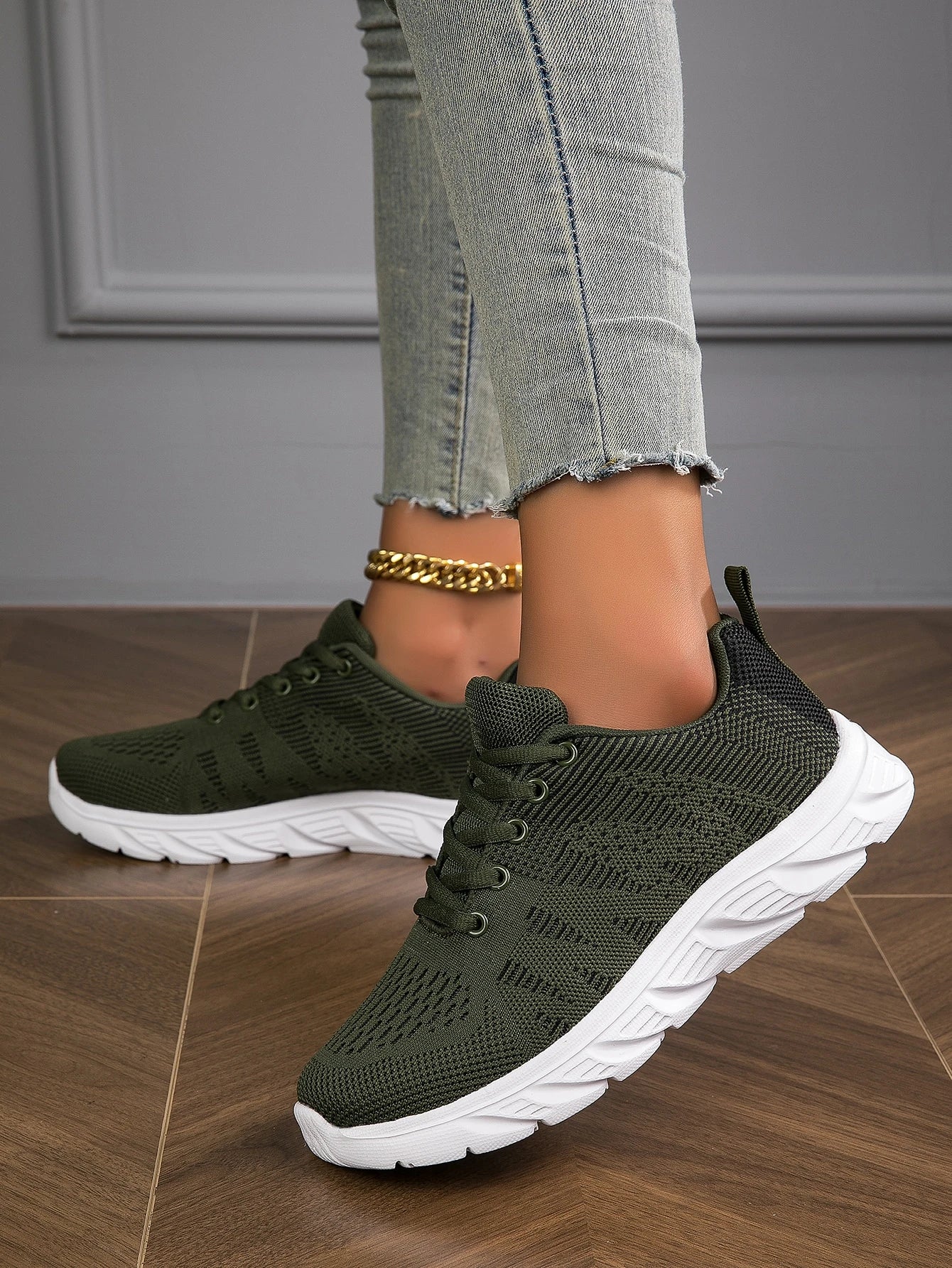 2023 New Breathable Lightweight Mesh Knitted Lace-Up Simple Washable Women'S Casual Shoes, Suitable for Running, Walking, Road Sports